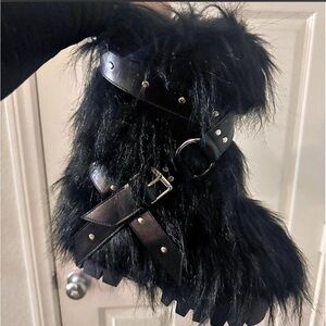Black Fur low Wild instinct faux fur Club Exx Boots